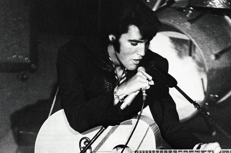 Elvis Presley estate sues Westgate